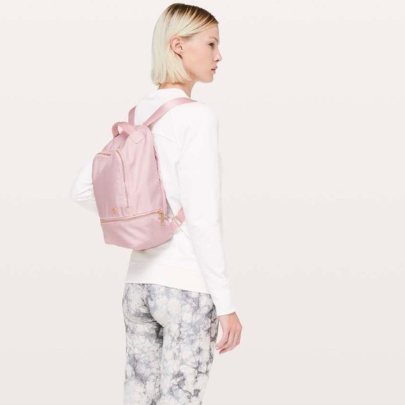 Lululemon city adventurer backpack mini - misty pink new with tags NWT - Picture 2 of 6